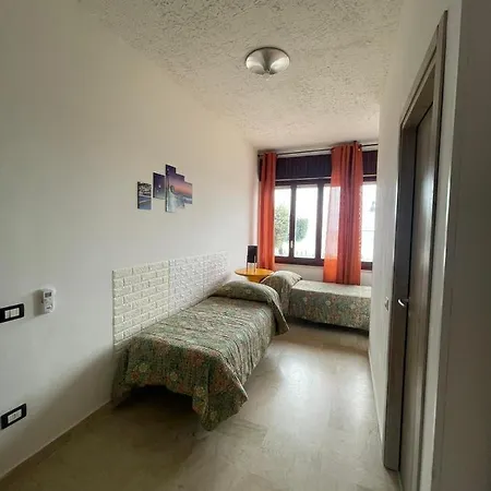 La Finestra Sul Mare Bed & Breakfast