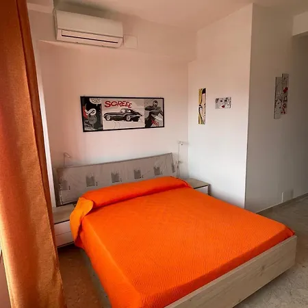 La Finestra Sul Mare Bed & Breakfast Crotone